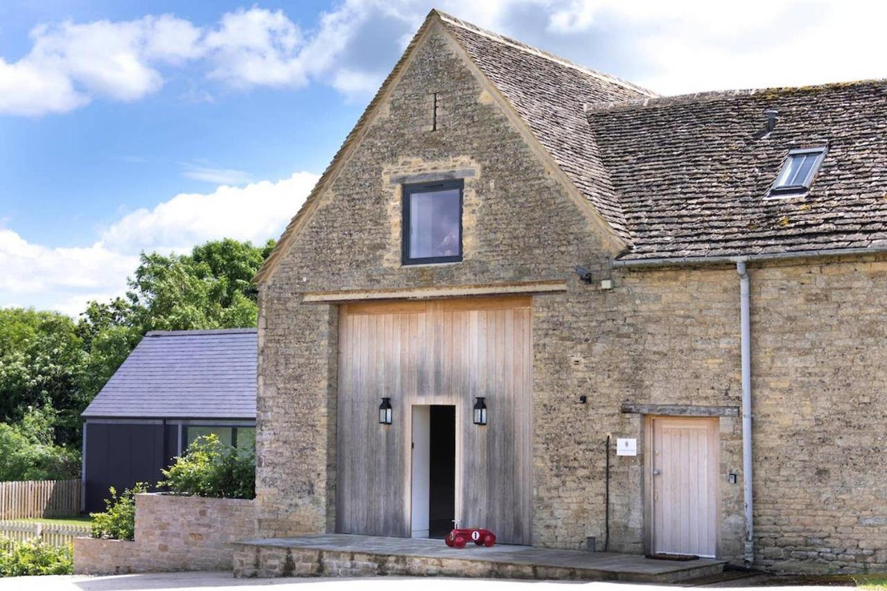 Crucis Park Estate Villa Cirencester Exterior foto